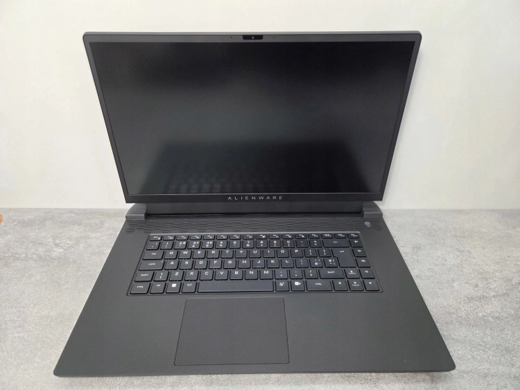 Gaming Alienware m17 R5 Ryzen 9 6900HX 32GB 1TB RTX 3070Ti FHD 165Hz Win11